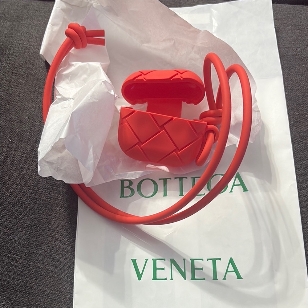 Bottega Veneta Red AirPod case 3rd gen